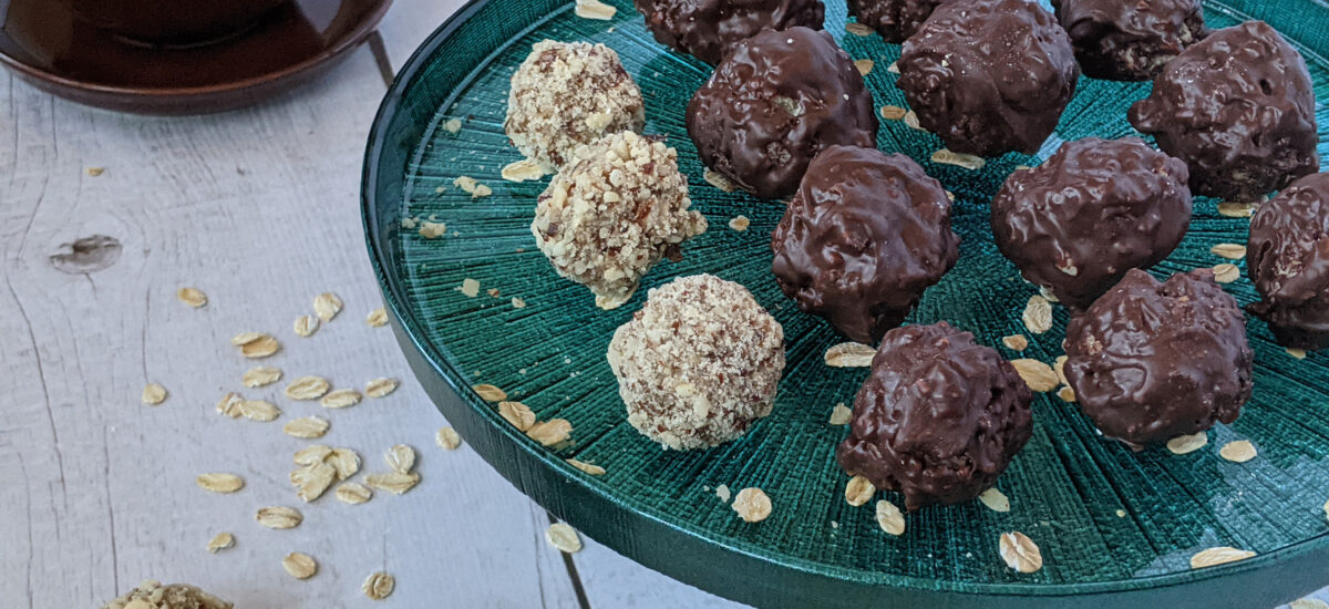 Banana Oats Hazelnut Chocolate Bliss Balls